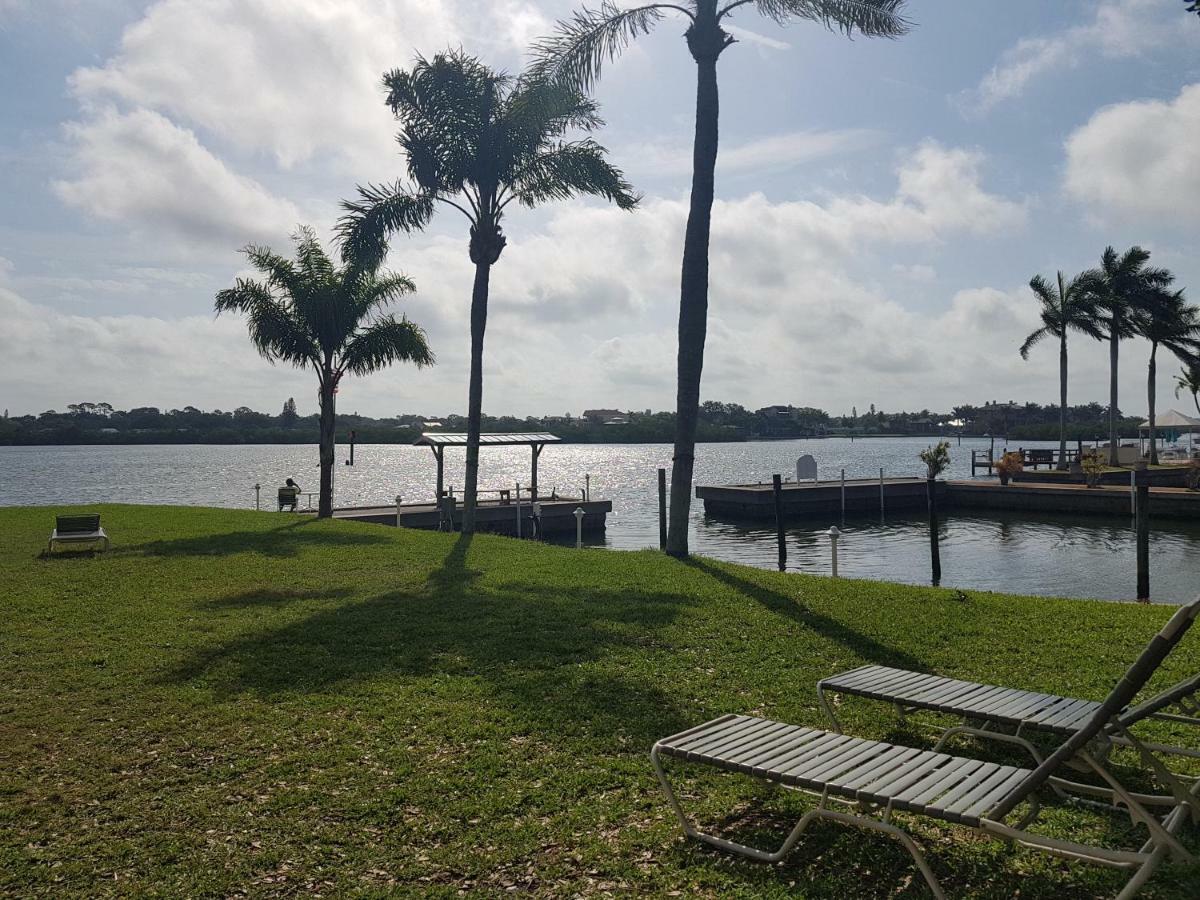 Apartment - On The Water ! Siesta Key