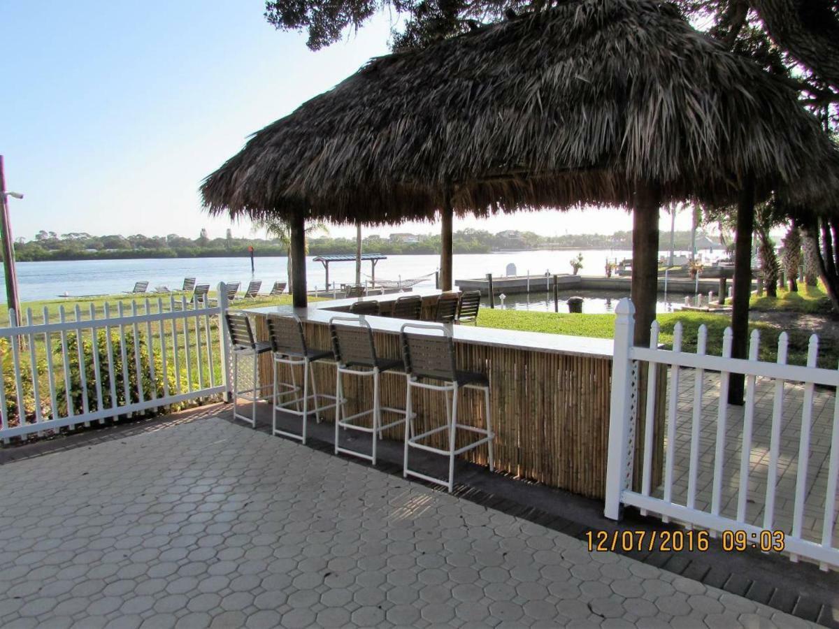 - On The Water ! Apartment Siesta Key